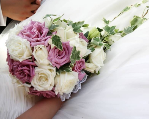 结婚可以送花吗 结婚送什么花合适(图2) 结婚可以送花吗 结婚送什么花合适(图2)