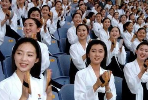 中国人可以娶朝鲜人吗 中国人可以在朝鲜定居吗(图4) 中国人可以娶朝鲜人吗 中国人可以在朝鲜定居吗(图4)
