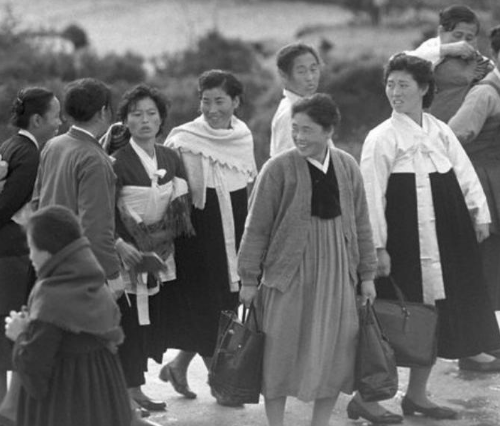 中国人可以娶朝鲜人吗 中国人可以在朝鲜定居吗(图3) 中国人可以娶朝鲜人吗 中国人可以在朝鲜定居吗(图3)