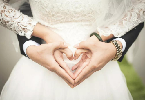 什么样的女人适合结婚 聪明的男人找老婆标准有哪些(图1) 什么样的女人适合结婚 聪明的男人找老婆标准有哪些(图1)