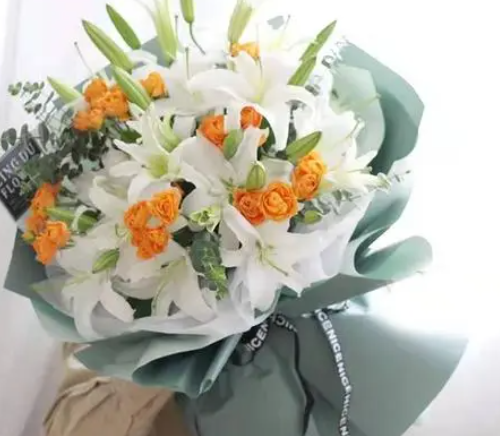 送老公生日鲜花哪种花合适 送老公生日鲜花送多少支合适(图2) 送老公生日鲜花哪种花合适 送老公生日鲜花送多少支合适(图2)