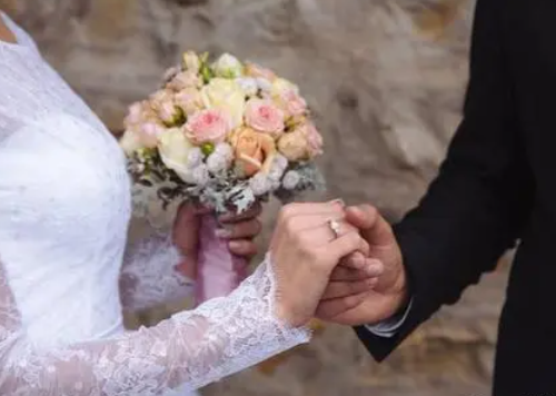 一辈子不结婚的人多吗 女人一辈子不结婚会有什么后果(图2) 一辈子不结婚的人多吗 女人一辈子不结婚会有什么后果(图2)