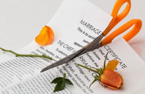 夫妻一方玩失踪怎么起诉离婚 一方死活不离婚怎么办(图4) 夫妻一方玩失踪怎么起诉离婚 一方死活不离婚怎么办(图4)