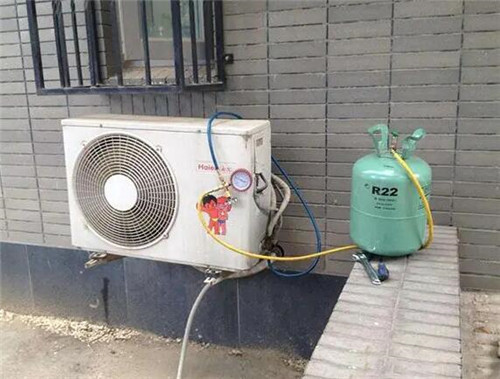 新买空调的空调漏氟是怎么回事?(图2) 新买空调的空调漏氟是怎么回事?(图2)