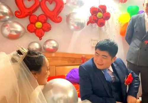 新郎接亲十问十答 新结婚整人方法(图4) 新郎接亲十问十答 新结婚整人方法(图4)