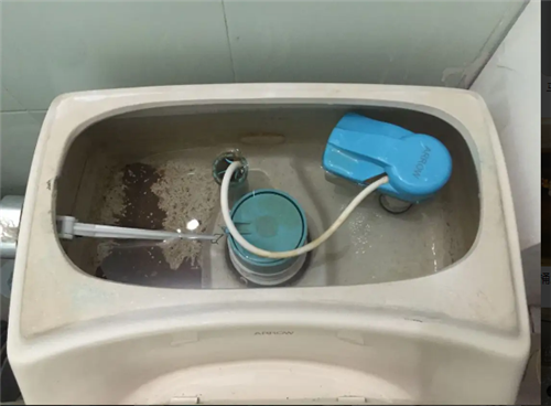 厕所水箱一直流水是什么原因(图2) 厕所水箱一直流水是什么原因(图2)