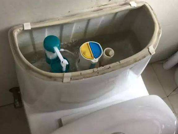 卫生间水箱不上水怎么办(图4) 卫生间水箱不上水怎么办(图4)
