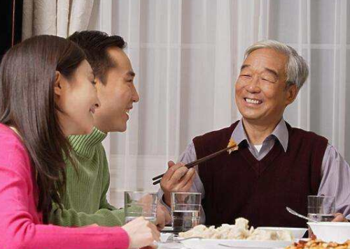 第一次去婆婆家带什么礼物 第一次去婆婆家要注意哪些(图3) 第一次去婆婆家带什么礼物 第一次去婆婆家要注意哪些(图3)