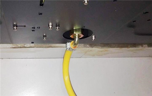 买灶具，提示只限使用低压阀，什么意思?