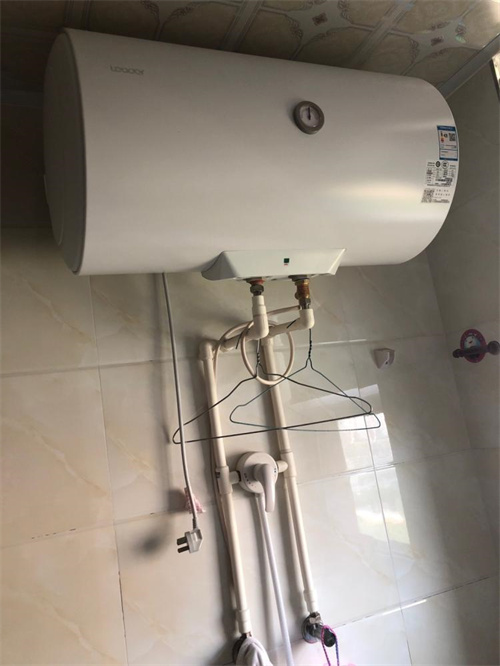 热水管漏水如何快速补漏