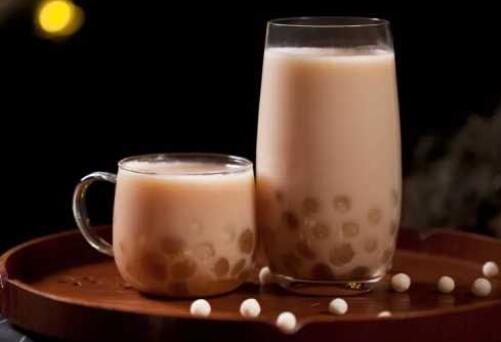 孕妇可以喝奶茶吗 孕早期喝了一杯奶茶会怎么样(图1) 孕妇可以喝奶茶吗 孕早期喝了一杯奶茶会怎么样(图1)