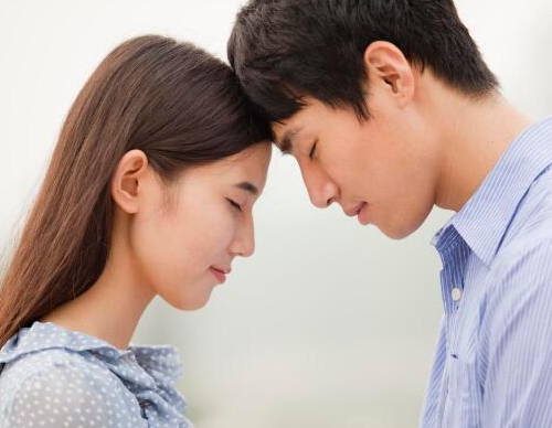 男大女小的婚姻幸福吗 女比男小一岁的婚姻好吗(图2) 男大女小的婚姻幸福吗 女比男小一岁的婚姻好吗(图2)