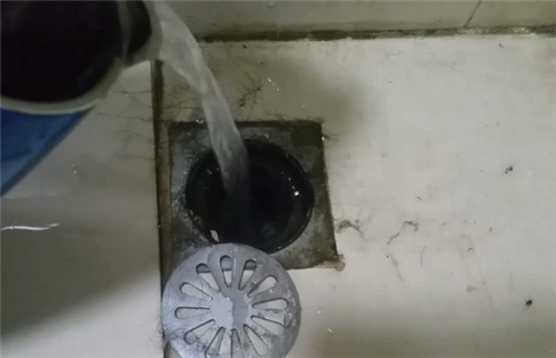 卫生间下水道咕咕响如何消声(图1) 卫生间下水道咕咕响如何消声(图1)