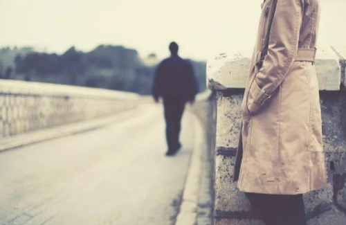 男生不回你的信息原因是讨厌吗 一个男人反感你的表现有哪些(图3) 男生不回你的信息原因是讨厌吗 一个男人反感你的表现有哪些(图3)