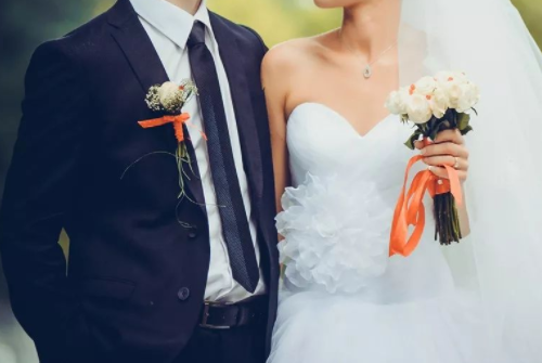 婚姻法登记年龄是多少 未到法定年龄结婚是否有效(图4) 婚姻法登记年龄是多少 未到法定年龄结婚是否有效(图4)