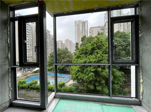 如何区分是不是断桥铝门窗(图2) 如何区分是不是断桥铝门窗(图2)