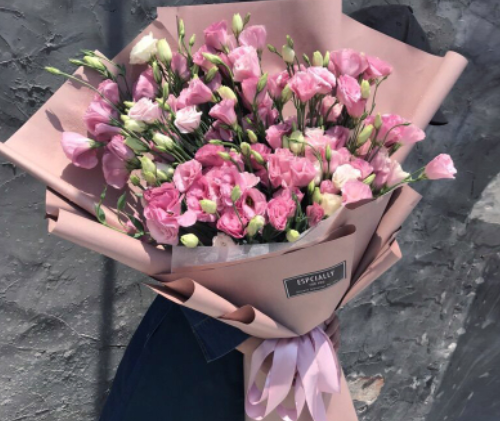 爱人过生日送什么花 生日送花要注意什么(图2)