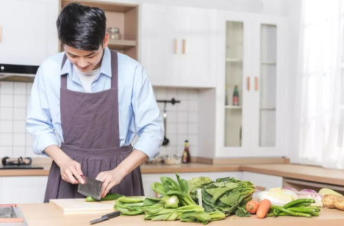 不会做饭的男人能嫁吗 会做饭的男人是什么性格的(图2) 不会做饭的男人能嫁吗 会做饭的男人是什么性格的(图2)