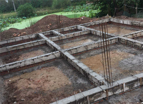 自建房和违建房的区别有哪些(图2) 自建房和违建房的区别有哪些(图2)