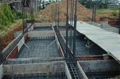 自建房和违建房的区别有哪些(图1) 自建房和违建房的区别有哪些(图1)