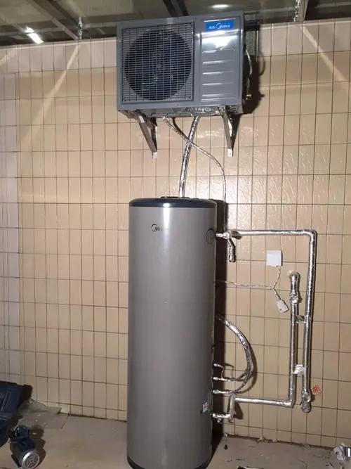 空气能热水器优缺点有哪些(图1) 空气能热水器优缺点有哪些(图1)