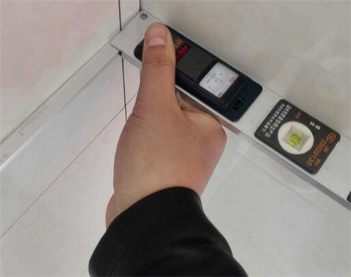 瓷砖上的乳胶漆怎么快速去除(图2) 瓷砖上的乳胶漆怎么快速去除(图2)
