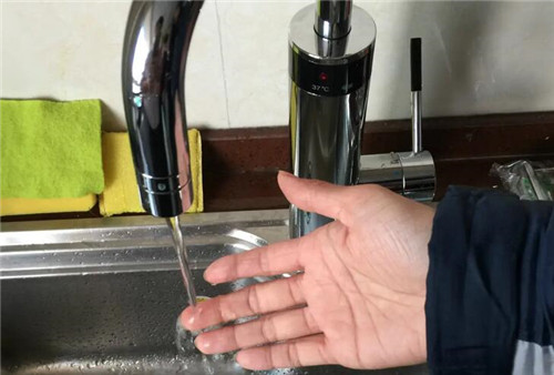 水龙头开关变紧怎么办(图3) 水龙头开关变紧怎么办(图3)
