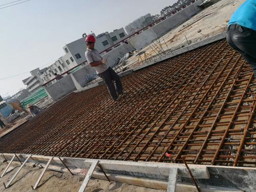 独立基础钢筋布置需注意什么(图1) 独立基础钢筋布置需注意什么(图1)