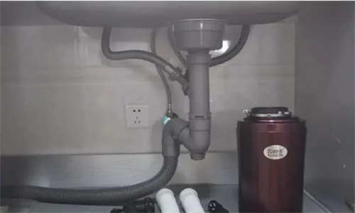 想买水槽洗碗机,以前水槽下面有个净水器还能装下吗?(图1) 想买水槽洗碗机,以前水槽下面有个净水器还能装下吗?(图1)
