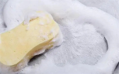 油漆怎么才能洗掉(图2)