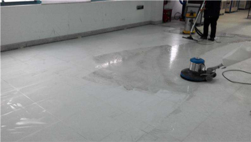 水泥地面起砂怎么处理好 水泥地面起砂是什么原因(图4) 水泥地面起砂怎么处理好 水泥地面起砂是什么原因(图4)