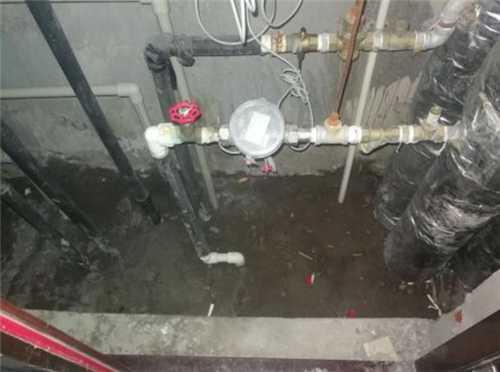 厂房漏水补漏如何做 水管漏水要怎样堵漏(图4) 厂房漏水补漏如何做 水管漏水要怎样堵漏(图4)