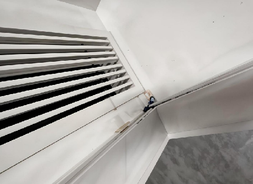中央空调出风口冷凝水解决办法是什么(图1) 中央空调出风口冷凝水解决办法是什么(图1)