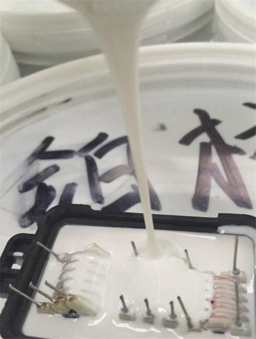 环氧树脂灌封胶有哪些工艺特点 注意事项有哪些(图4) 环氧树脂灌封胶有哪些工艺特点 注意事项有哪些(图4)