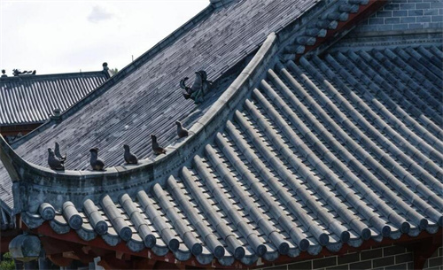 老房子翻新瓦片大概要多少钱(图1) 老房子翻新瓦片大概要多少钱(图1)