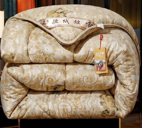 驼绒被子贵吗(图2) 驼绒被子贵吗(图2)