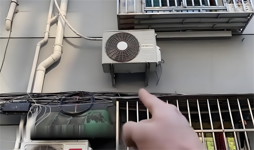 空调报警e4是什么原因(图4) 空调报警e4是什么原因(图4)
