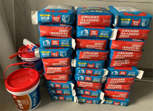 家里装修师傅让买瓷砖胶,但是挺贵的,有必要买吗?(图1) 家里装修师傅让买瓷砖胶,但是挺贵的,有必要买吗?(图1)