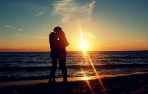 夫妻多年感情怎么表达 怎么表达夫妻感情好(图1) 夫妻多年感情怎么表达 怎么表达夫妻感情好(图1)