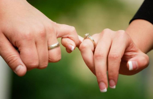 婚姻终究给了女人什么 婚姻中女人如何保护自己(图2) 婚姻终究给了女人什么 婚姻中女人如何保护自己(图2)