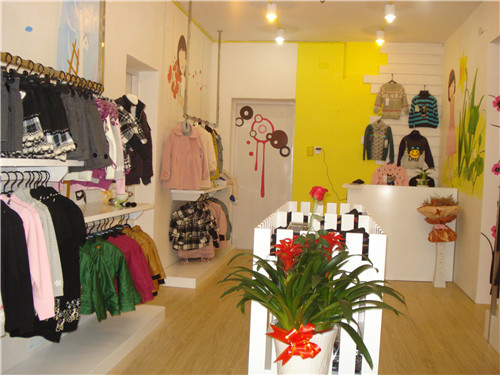 衣服店面装修技巧有哪些 店面装修三大禁忌必知(图3) 衣服店面装修技巧有哪些 店面装修三大禁忌必知(图3)