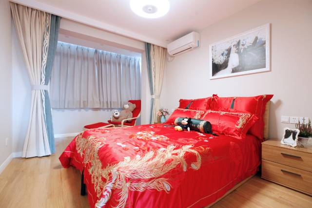 不用满屋的红色 莫兰迪色系的婚房装修也可以美得很高级(图15) 不用满屋的红色 莫兰迪色系的婚房装修也可以美得很高级(图15)
