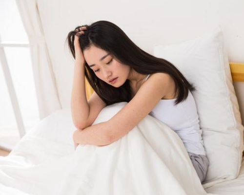 父亲出轨了作为女儿应该怎么办 父亲出轨如何安慰母亲(图1) 父亲出轨了作为女儿应该怎么办 父亲出轨如何安慰母亲(图1)