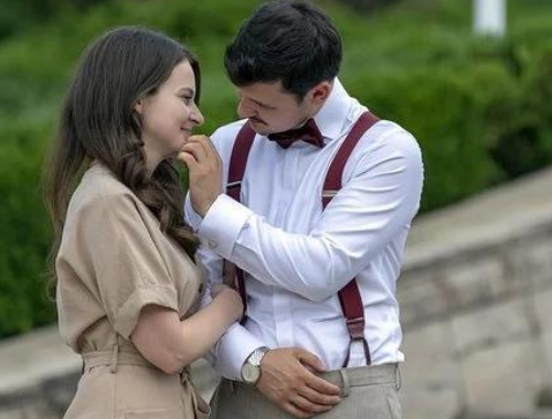 男人都会出轨搞暧昧吗 不容易出轨搞暧昧的男生是怎样的(图1) 男人都会出轨搞暧昧吗 不容易出轨搞暧昧的男生是怎样的(图1)