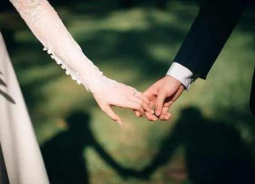 属猴女和属狗男的相配吗 男狗女猴能幸福过一辈子吗(图4) 属猴女和属狗男的相配吗 男狗女猴能幸福过一辈子吗(图4)