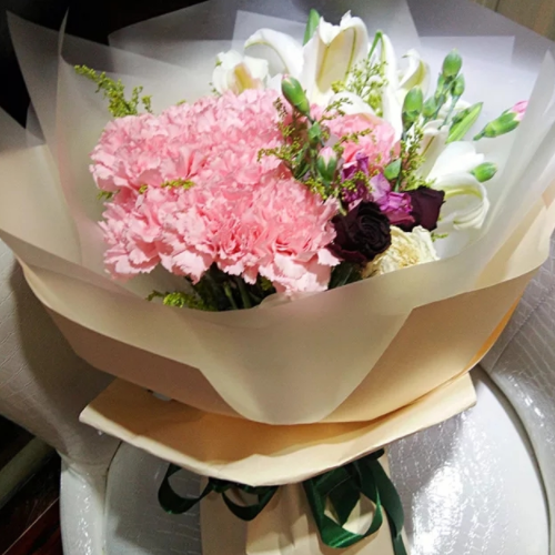 探病鲜花卡片祝福语 给出院长辈的鲜花卡片写什么(图3) 探病鲜花卡片祝福语 给出院长辈的鲜花卡片写什么(图3)