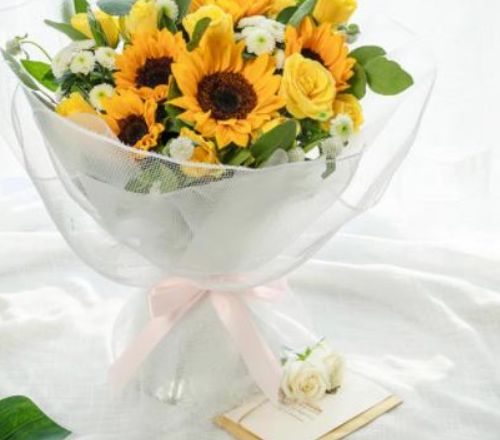 探病鲜花卡片祝福语 给出院长辈的鲜花卡片写什么(图4) 探病鲜花卡片祝福语 给出院长辈的鲜花卡片写什么(图4)