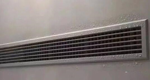 空调出风口一半有风一半没风是怎么回事(图1) 空调出风口一半有风一半没风是怎么回事(图1)