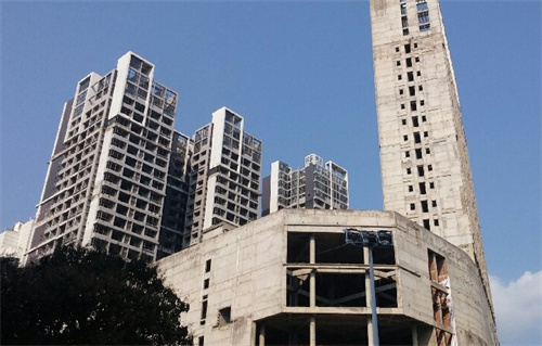 烂尾楼还要继续还房贷吗(图1) 烂尾楼还要继续还房贷吗(图1)