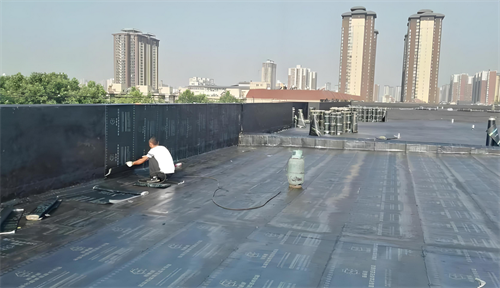 顶楼做防水需要多少钱(图2) 顶楼做防水需要多少钱(图2)
